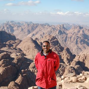 Meet your Posher, Raynah